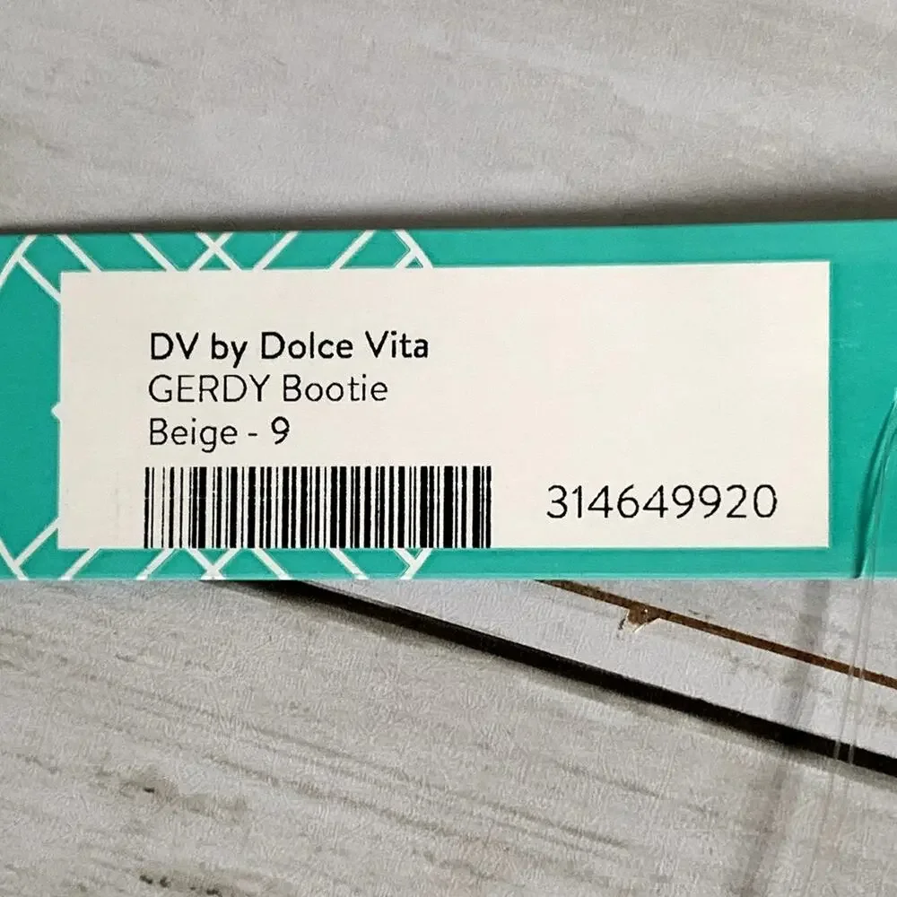NWT DV by Dolce Vita‎ Gerdy Wedge Ankle Bootie in Beige